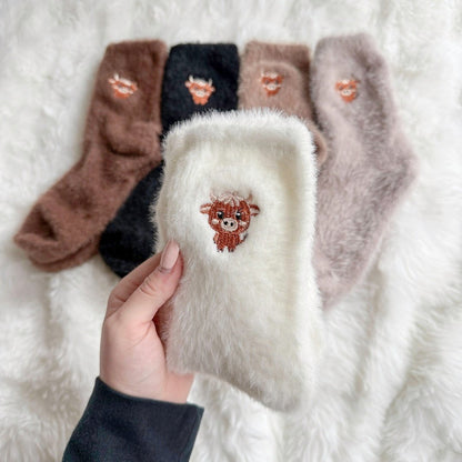 🔥Hot Sale - 49% OFF🔥5 Pairs Cartoon Highland Cow Plush Socks for Cold-Free Home Comfort Warmth